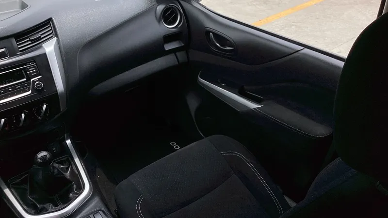 Nissan Np300 2018