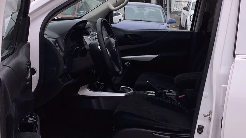 Nissan Np300 2018