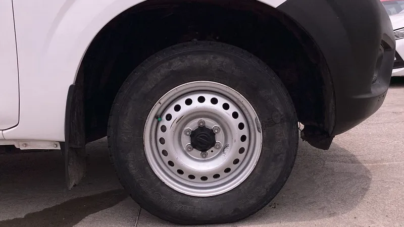 Nissan Np300 2018
