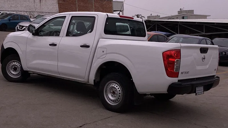 Nissan Np300 2018