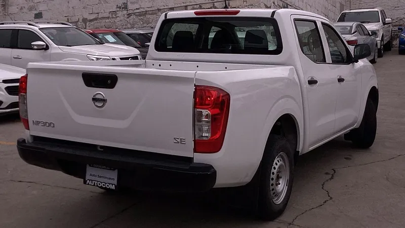 Nissan Np300 2018