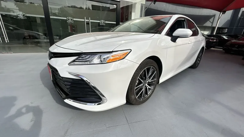Toyota Camry 2022