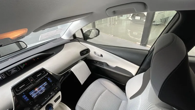 Toyota Prius 2017