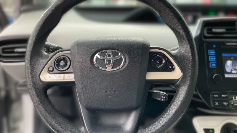 Toyota Prius 2017