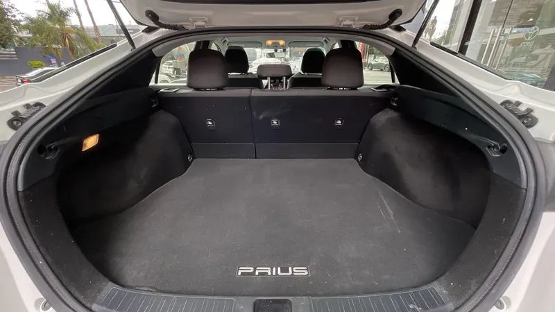 Toyota Prius 2017