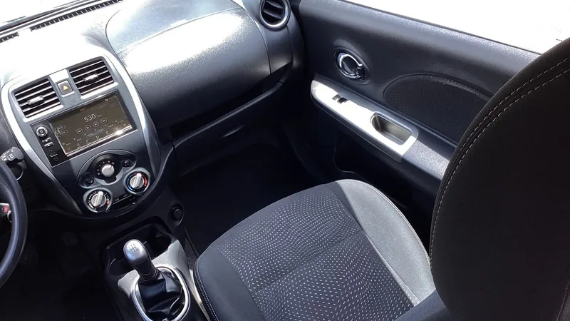Nissan March 2020