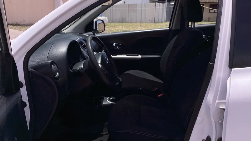 Nissan March 2020