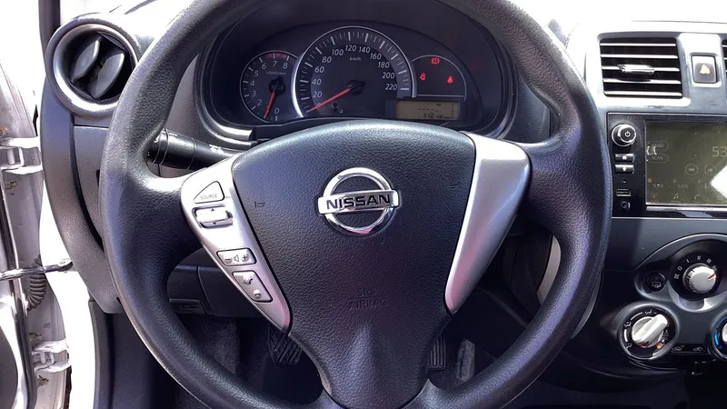 Nissan March 2020