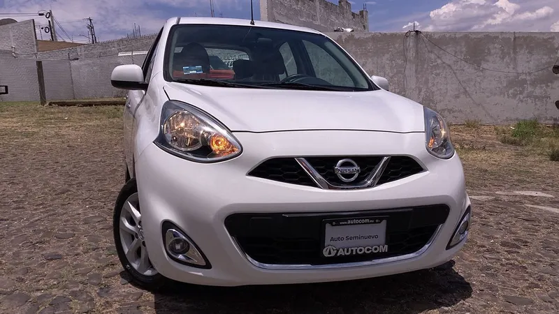 Nissan March 2020