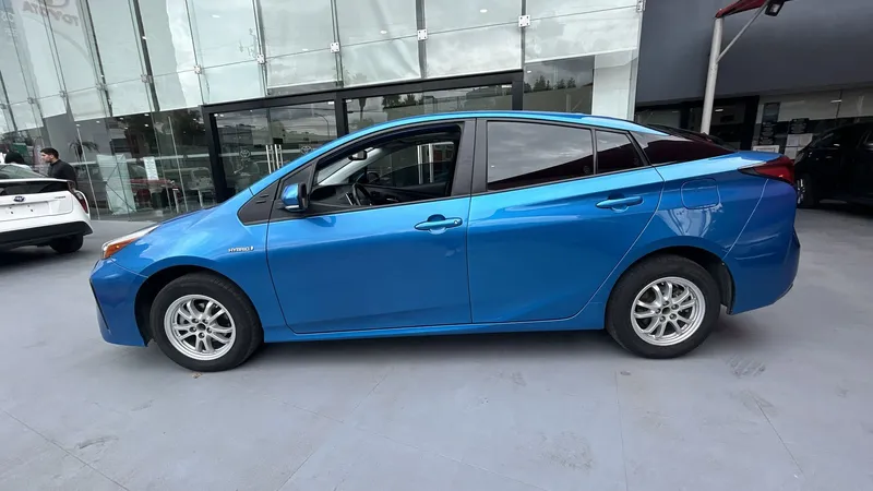 Toyota Prius 2020