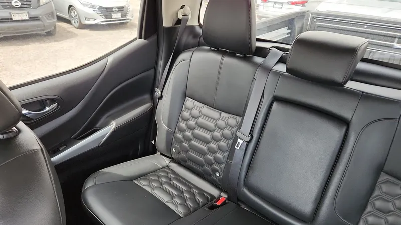 Nissan Frontier 2023