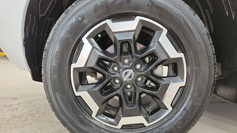 Nissan Frontier 2023