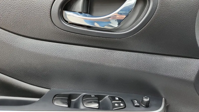 Nissan Frontier 2023