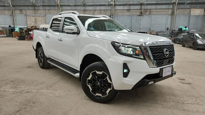 Nissan Frontier 2023