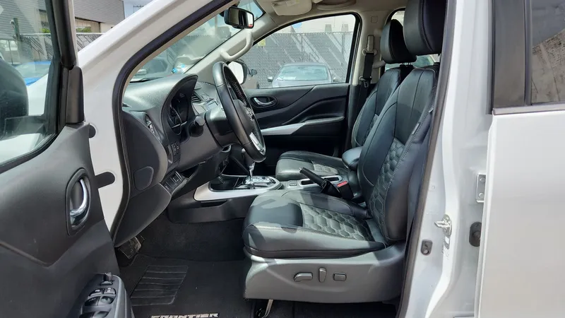 Nissan Frontier 2023