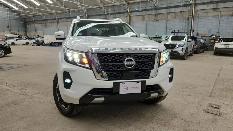 Nissan Frontier 2023