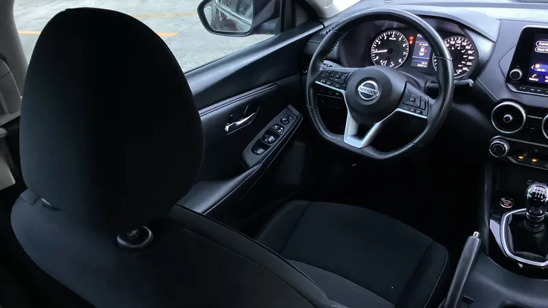 Nissan Sentra 2023