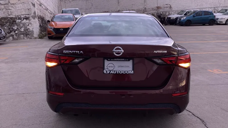 Nissan Sentra 2023