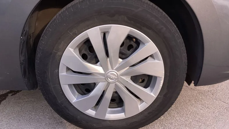 Nissan Versa 2021