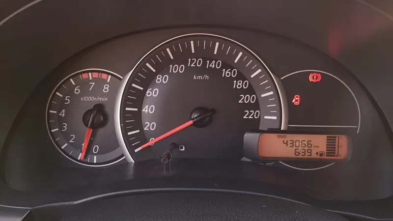 Nissan March 2018