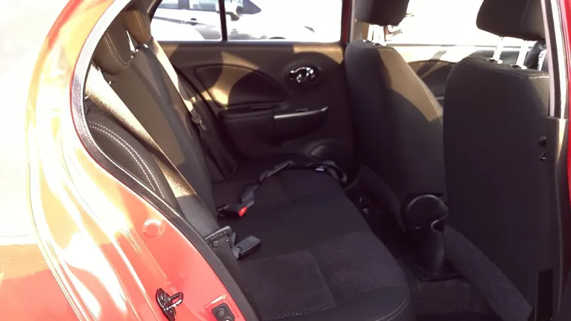 Nissan March 2018