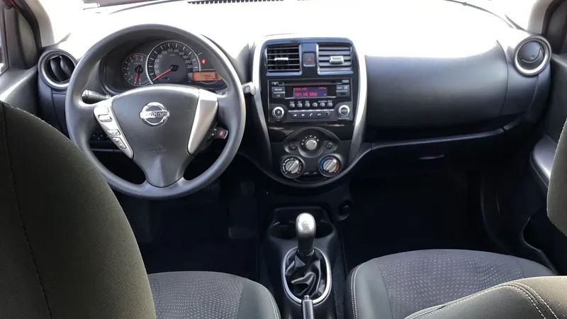 Nissan March 2018