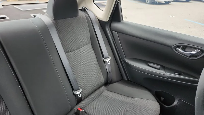 Nissan Sentra 2019