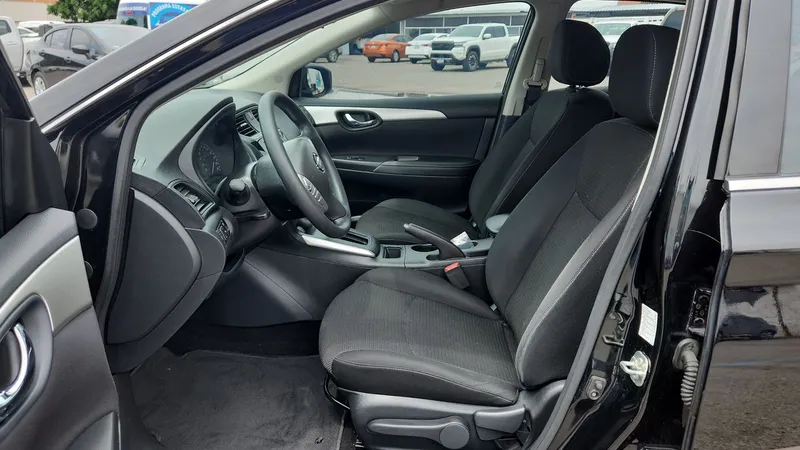 Nissan Sentra 2019