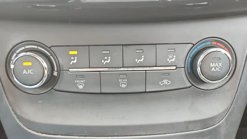 Nissan Sentra 2019