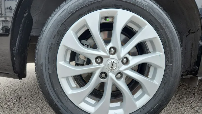 Nissan Sentra 2019