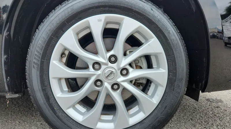 Nissan Sentra 2019