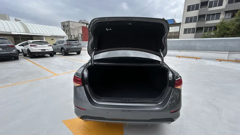Nissan Sentra 2023