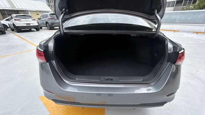 Nissan Sentra 2023