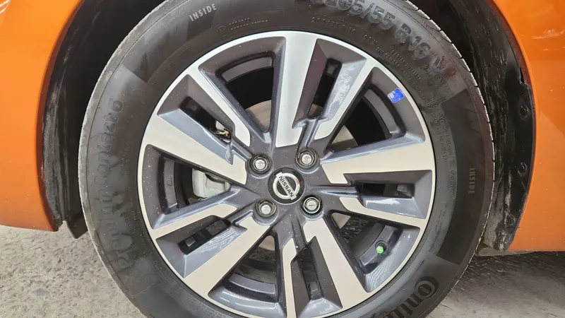 Nissan Versa 2022