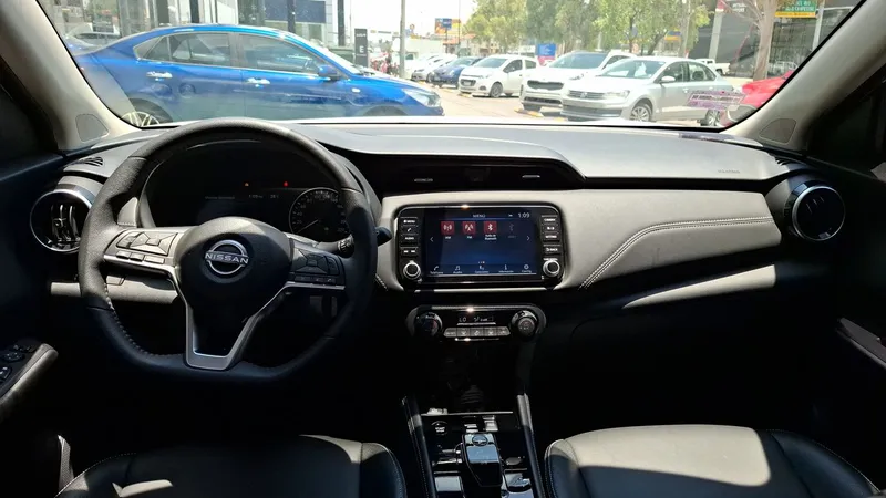 Nissan Kicks 2025
