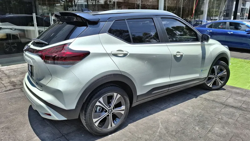 Nissan Kicks 2025