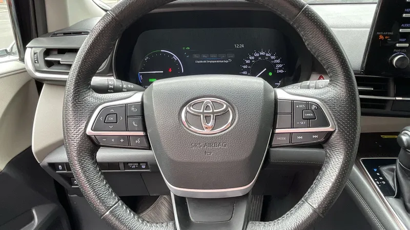 Toyota Sienna 2021