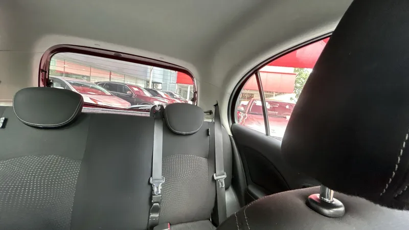 Nissan March 2021