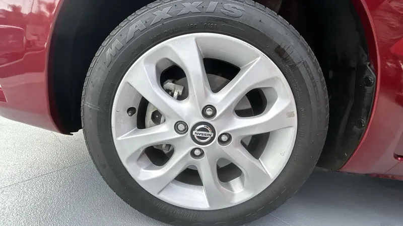 Nissan March 2021