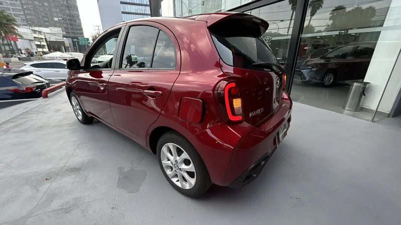 Nissan March 2021