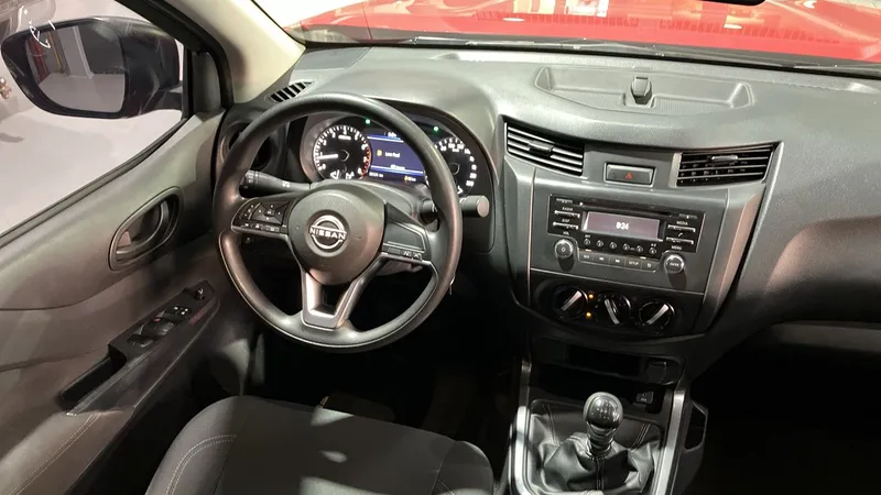 Nissan Frontier 2023