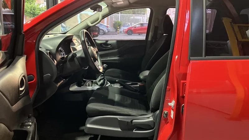 Nissan Frontier 2023