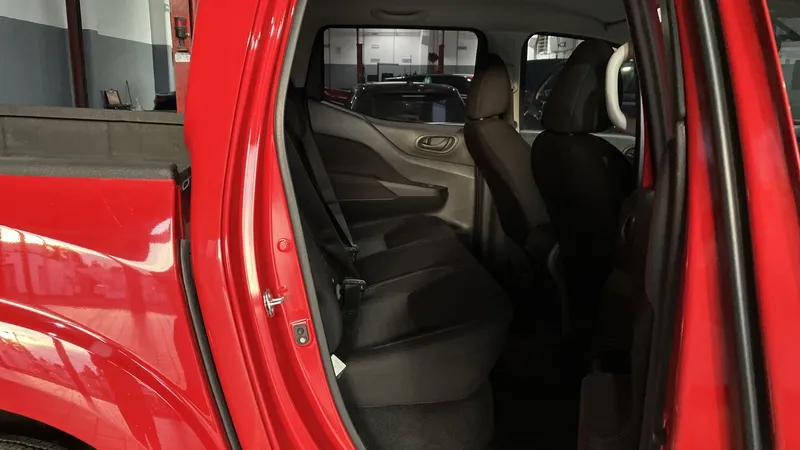 Nissan Frontier 2023