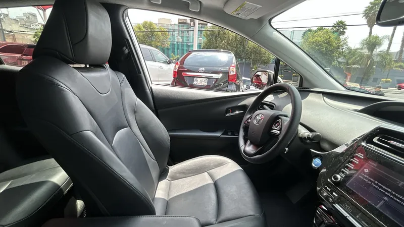 Toyota Prius 2022
