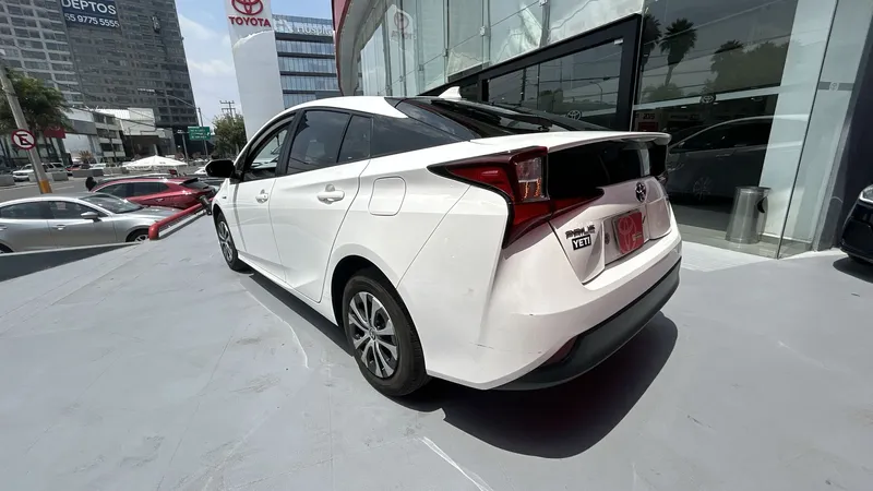 Toyota Prius 2022