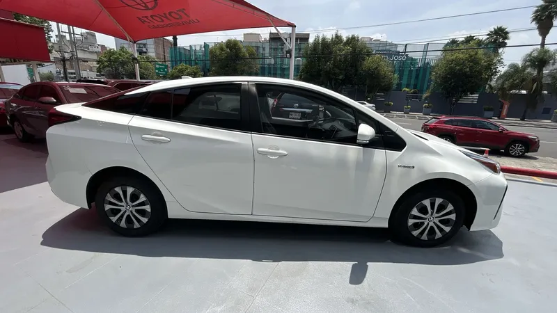 Toyota Prius 2022
