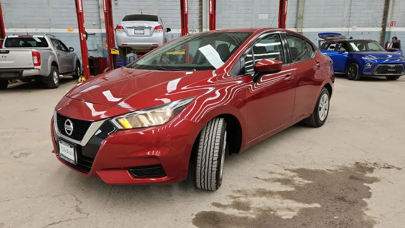 Nissan Versa 2021