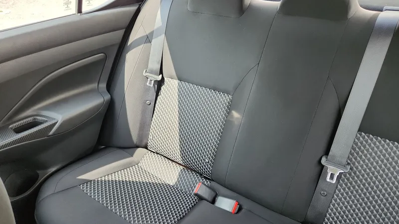 Nissan Versa 2021