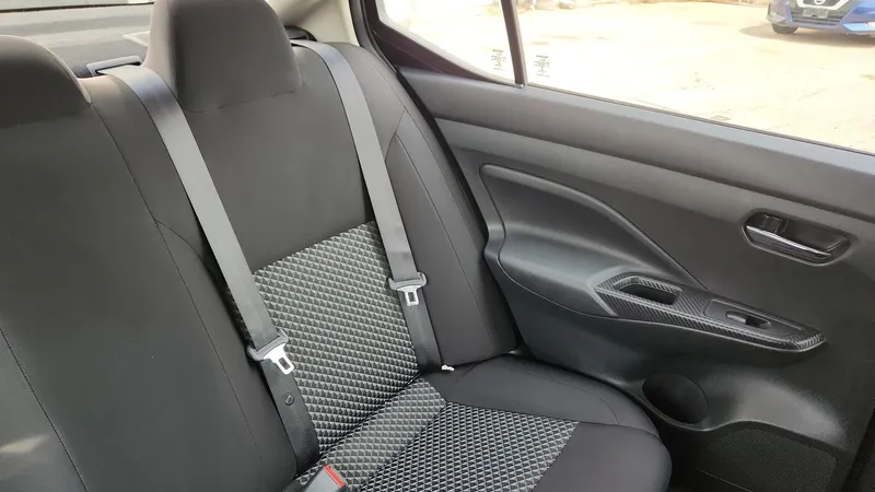 Nissan Versa 2021