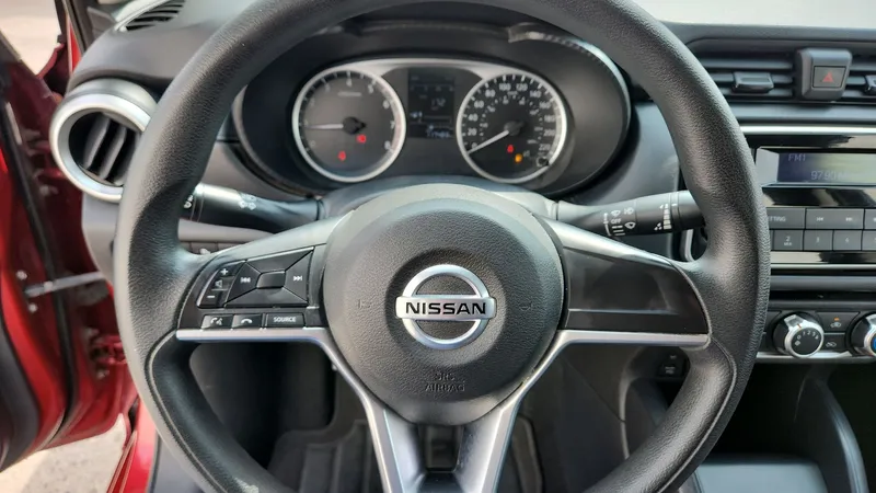 Nissan Versa 2021